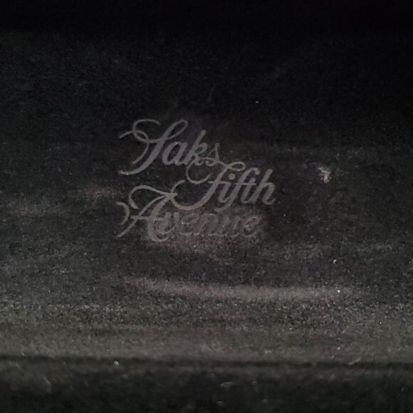 Jessica Simpson Sunglasses Saks Fifth Avenue Hard Case Glasses WOMEN'S WOMAN'S - Picture 10 of 15